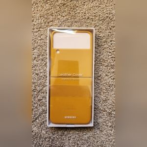 Galaxy Z Flip3 5G Leather Phone Case